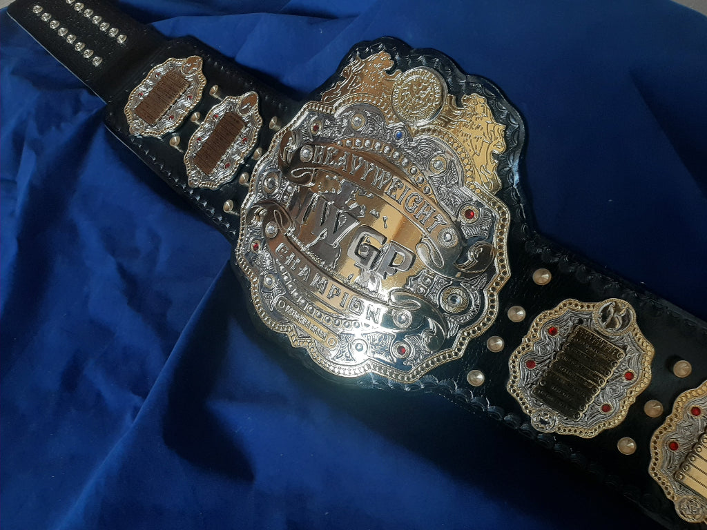IWGP Heavyweight Championship Replica Title Belt